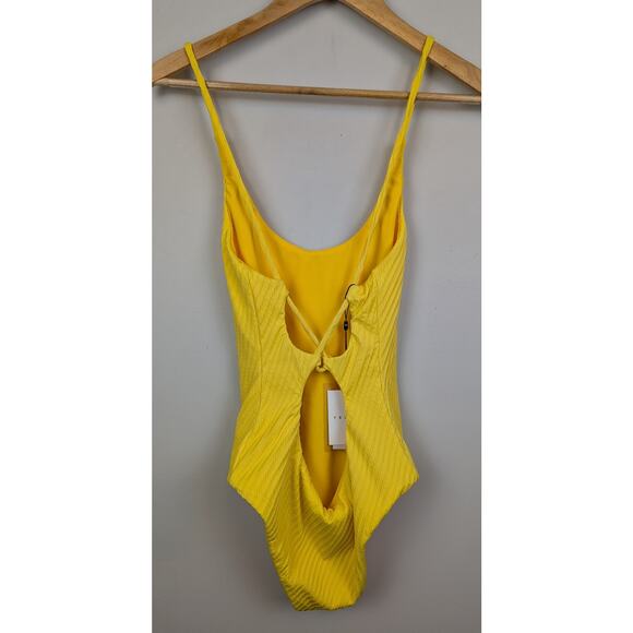 NWT FELLA Zac One Piece Textured Swimsuit Yellow S - Picture 6 of 11